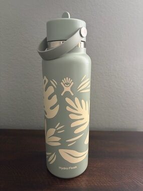 Hydro Flask in Botanical Bliss Agave 40oz
